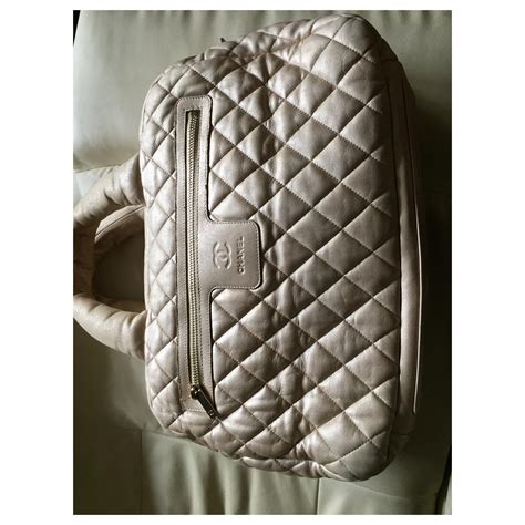 chanel cocoon leather handbag.